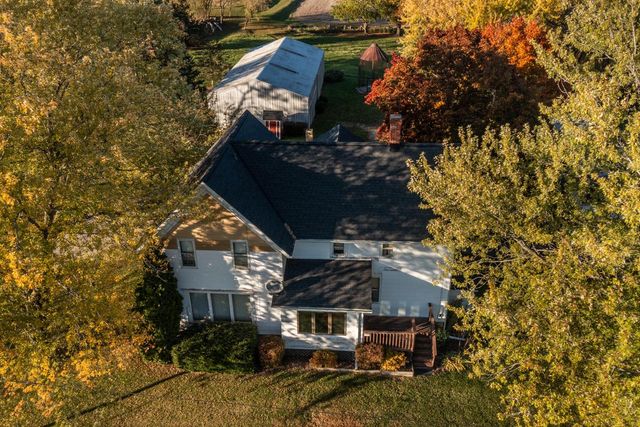 5234 County Highway E, Slinger, WI 53086