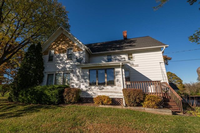 5234 County Highway E, Slinger, WI 53086