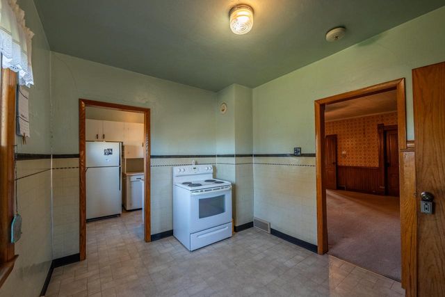 5234 County Highway E, Slinger, WI 53086