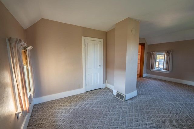 5234 County Highway E, Slinger, WI 53086