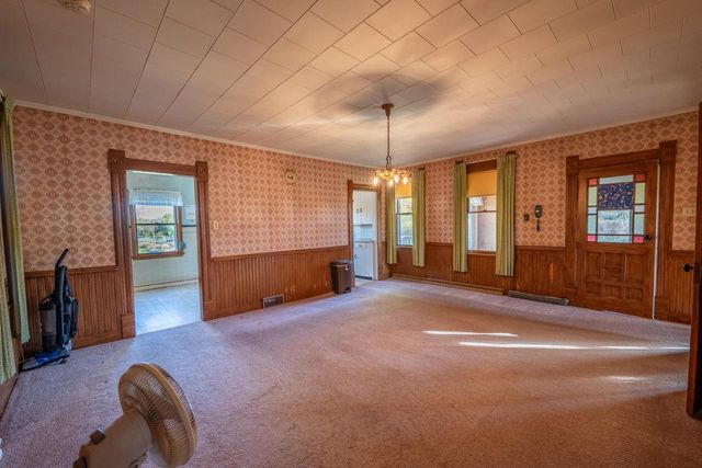 5234 County Highway E, Slinger, WI 53086