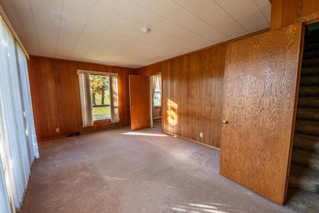 5234 County Highway E, Slinger, WI 53086