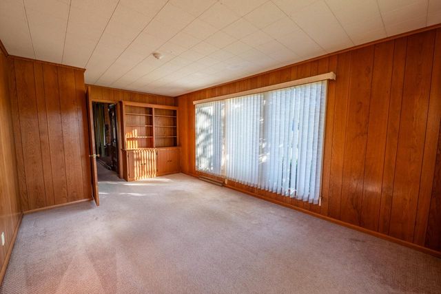 5234 County Highway E, Slinger, WI 53086