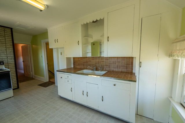 5234 County Highway E, Slinger, WI 53086