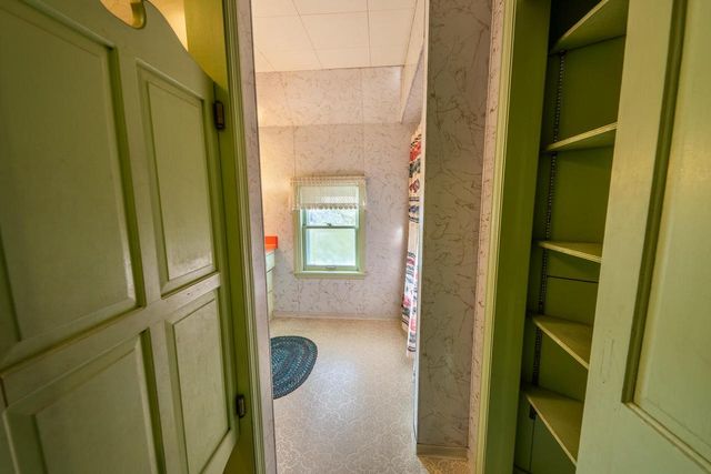 5234 County Highway E, Slinger, WI 53086