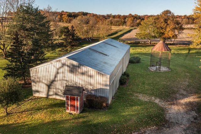 5234 County Highway E, Slinger, WI 53086