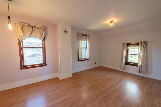 5234 County Highway E, Slinger, WI 53086