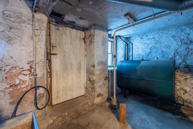 5234 County Highway E, Slinger, WI 53086