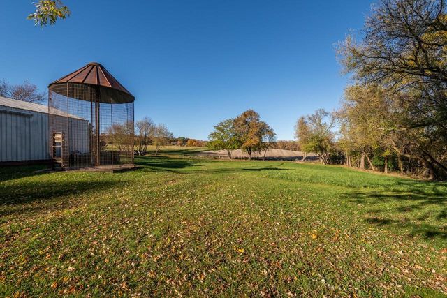 5234 County Highway E, Slinger, WI 53086