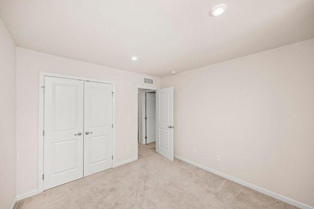 247 Pryor Dr, Gallatin, TN 37066