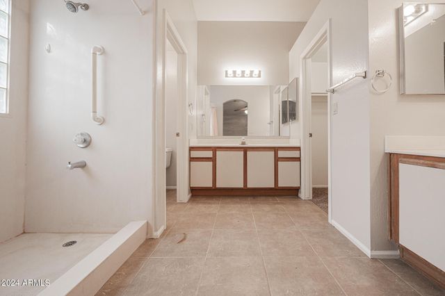 7590 W San Miguel Avenue, Glendale, AZ 85303