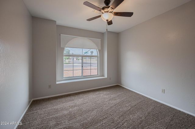 7590 W San Miguel Avenue, Glendale, AZ 85303