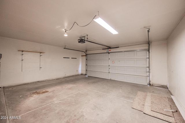 7590 W San Miguel Avenue, Glendale, AZ 85303