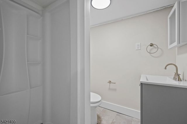 9 Kirk St, West Orange Twp., NJ 07052