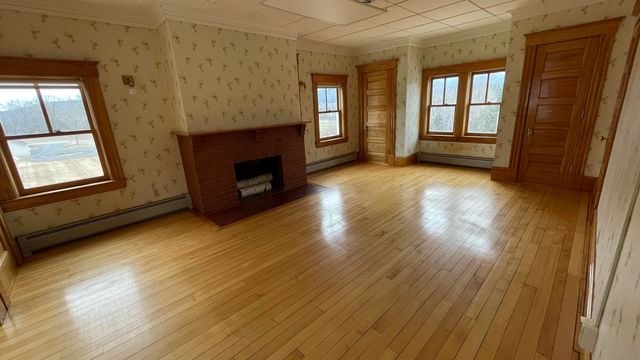 33 Sunset Hill Road, Randolph, VT 05060