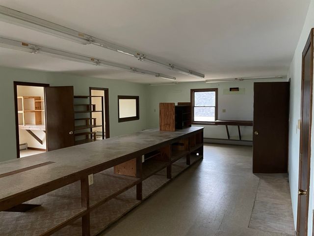 33 Sunset Hill Road, Randolph, VT 05060