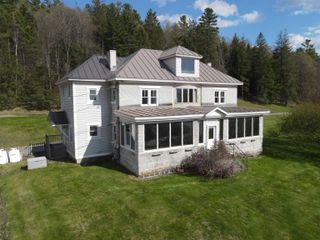 33 Sunset Hill Road, Randolph, VT 05060