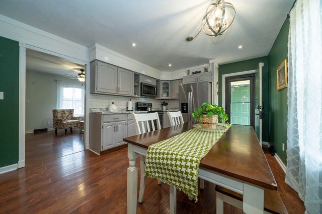 213 Barnett Street, Somerset, KY 42501