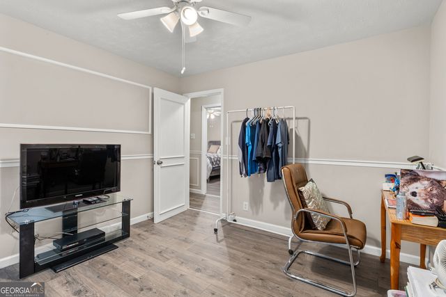 999 Chestnut Oak Court, Lawrenceville, GA 30046