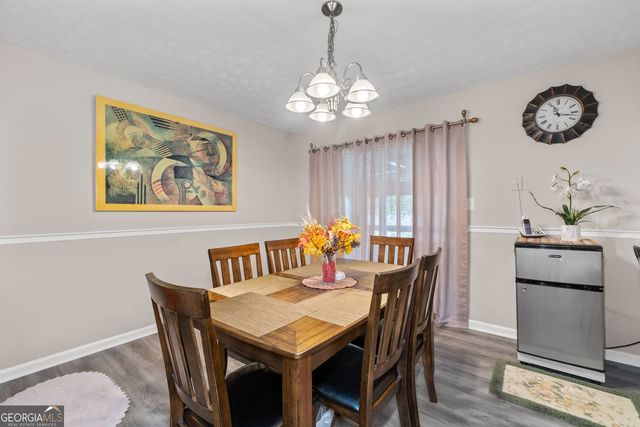 999 Chestnut Oak Court, Lawrenceville, GA 30046