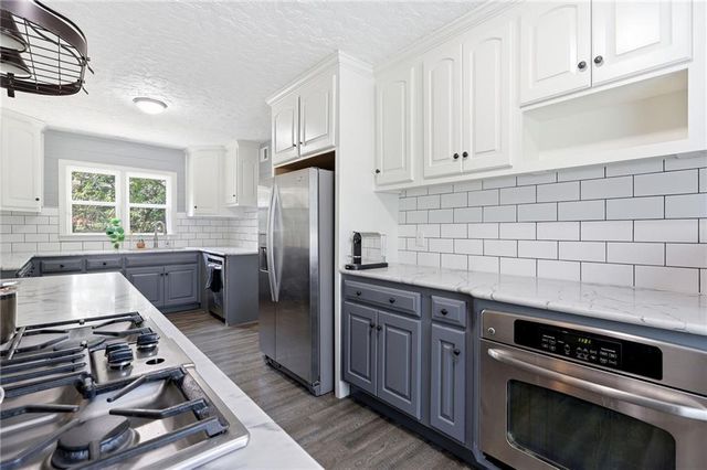 3714 Blue Ridge Boulevard, Independence, MO 64052