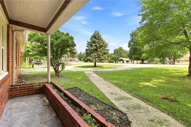 3714 Blue Ridge Boulevard, Independence, MO 64052