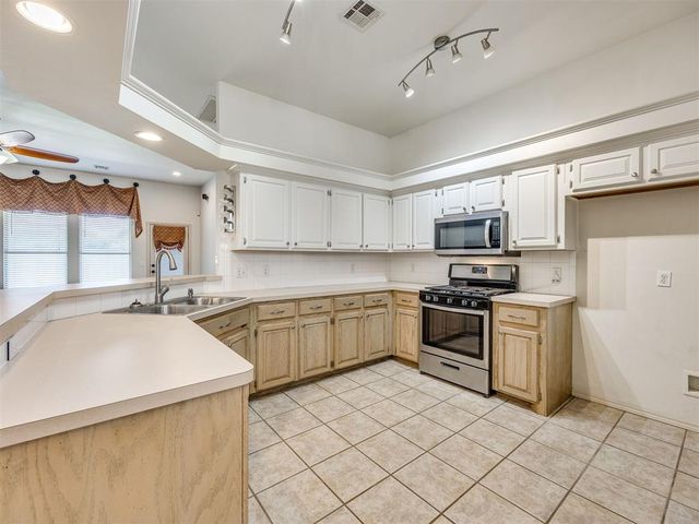 8200 NW 71st Street, Oklahoma City, OK 73132