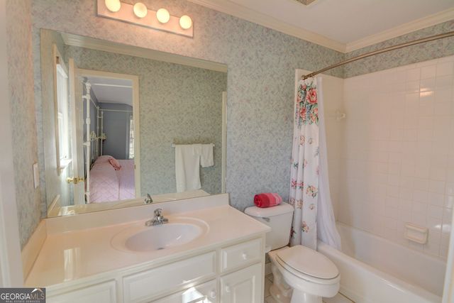 4020 Royal Pennon Court NW, Peachtree Corners, GA 30092