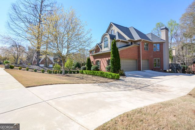 4020 Royal Pennon Court NW, Peachtree Corners, GA 30092