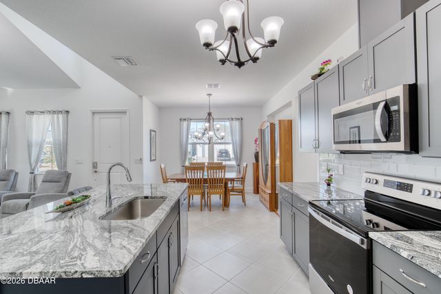 198 Gypsy Palace Lane, Daytona Beach, FL 32124