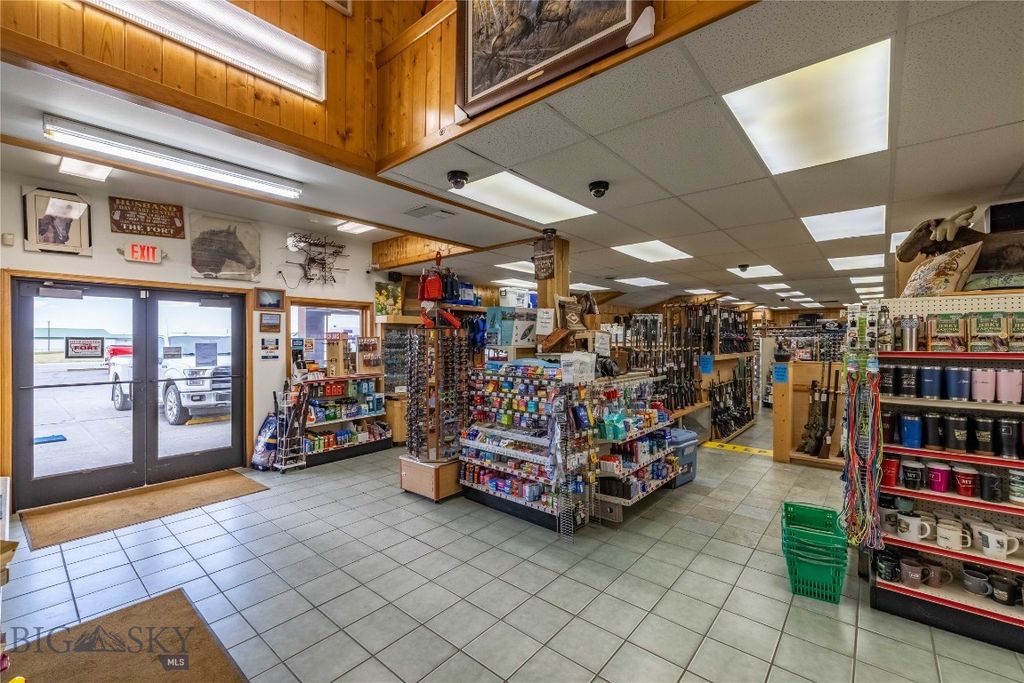 228 Big Timber Loop Rd Highway, Big Timber, MT 59011 photo 10