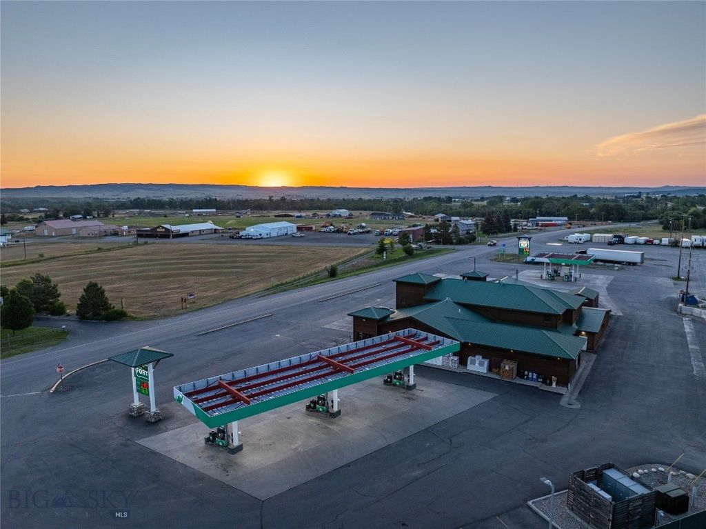 228 Big Timber Loop Rd Highway, Big Timber, MT 59011 photo 28