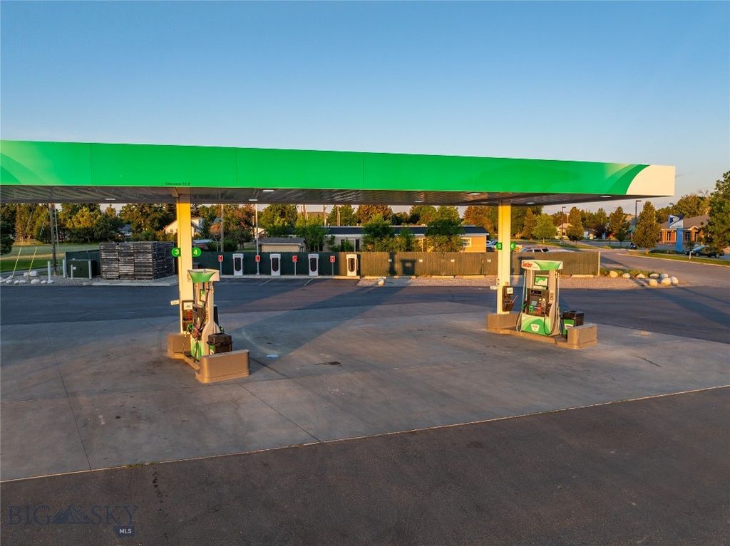 228 Big Timber Loop Rd Highway, Big Timber, MT 59011 photo 33