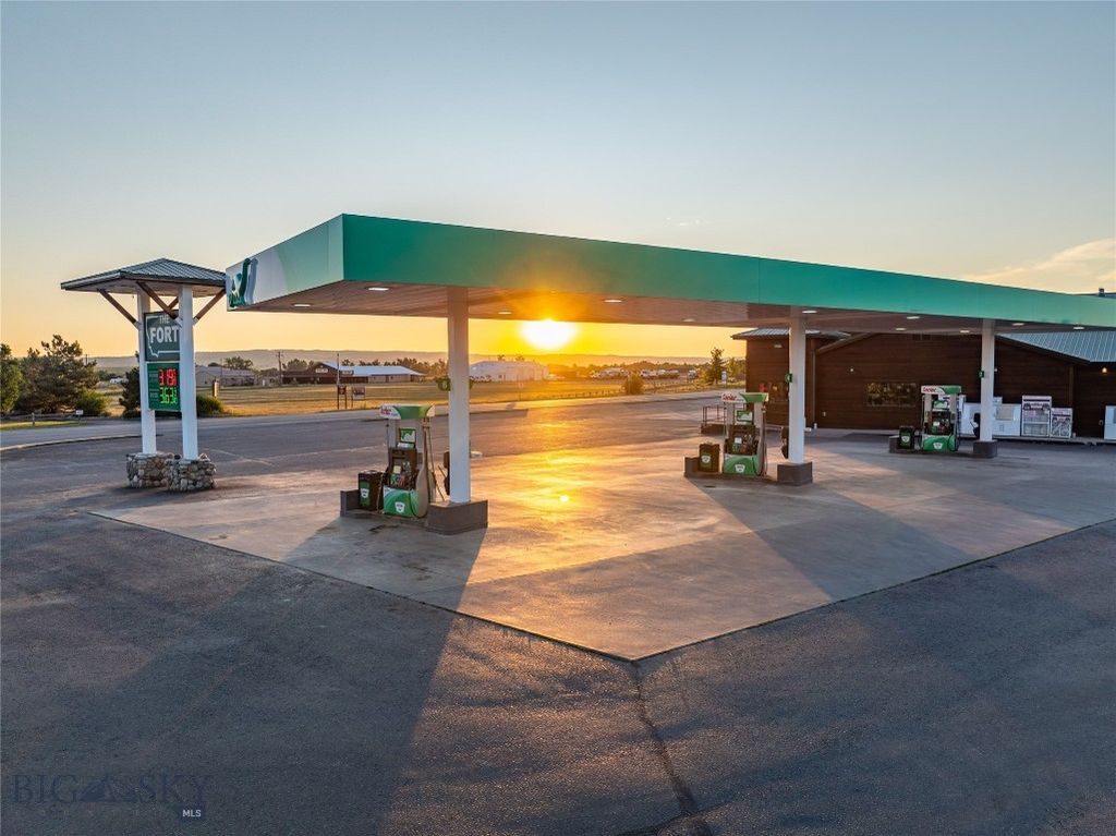 228 Big Timber Loop Rd Highway, Big Timber, MT 59011 photo 34