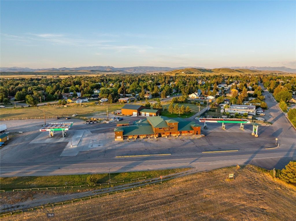 228 Big Timber Loop Rd Highway, Big Timber, MT 59011 photo 36