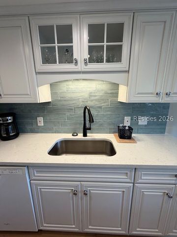 10 S Forest Beach Dr Apt 412, Hilton Head Island, SC 29928