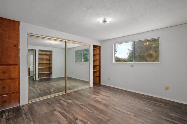 2424 Robinson Road, Grants Pass, OR 97527