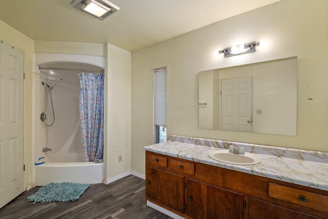 2424 Robinson Road, Grants Pass, OR 97527