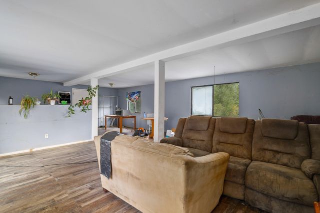 2424 Robinson Road, Grants Pass, OR 97527