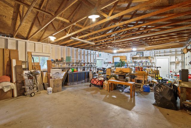 2424 Robinson Road, Grants Pass, OR 97527