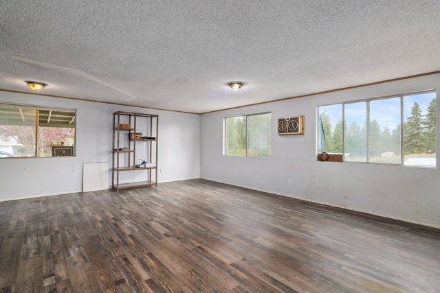 2424 Robinson Road, Grants Pass, OR 97527