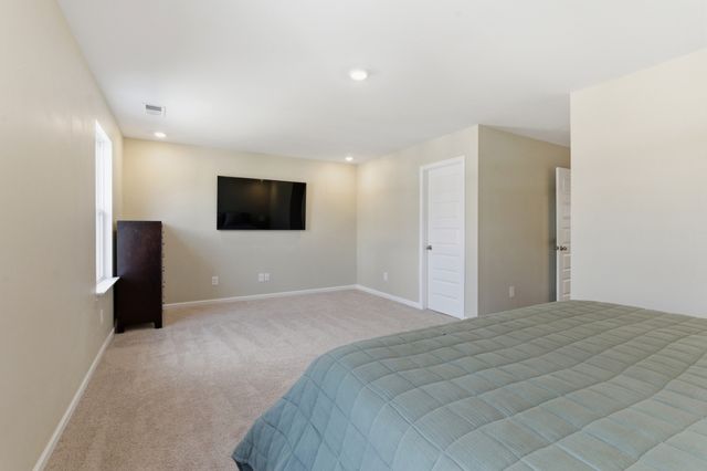 725 Coburg Pvt St, Gallatin, TN 37066