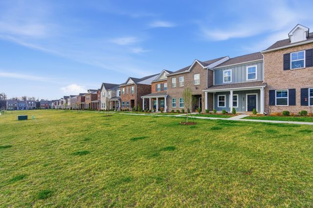 725 Coburg Pvt St, Gallatin, TN 37066