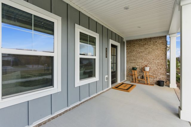 725 Coburg Pvt St, Gallatin, TN 37066