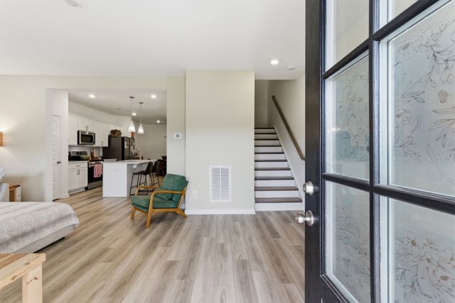 725 Coburg Pvt St, Gallatin, TN 37066