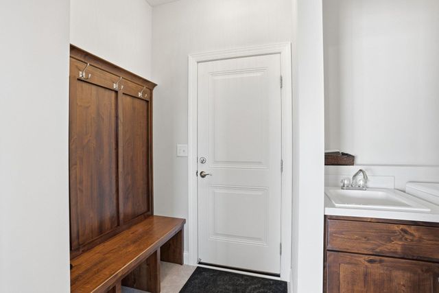 17317 Eastwood Avenue, Lakeville, MN 55044