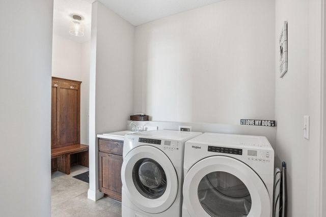 17317 Eastwood Avenue, Lakeville, MN 55044