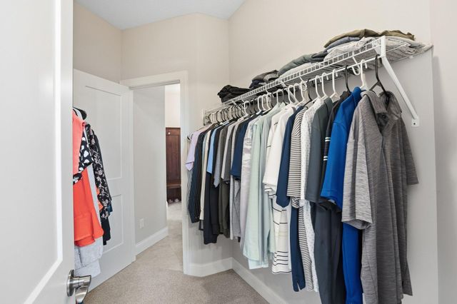 17317 Eastwood Avenue, Lakeville, MN 55044