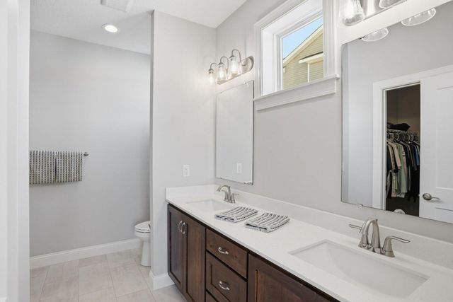 17317 Eastwood Avenue, Lakeville, MN 55044