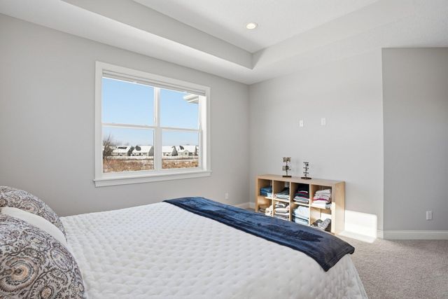 17317 Eastwood Avenue, Lakeville, MN 55044